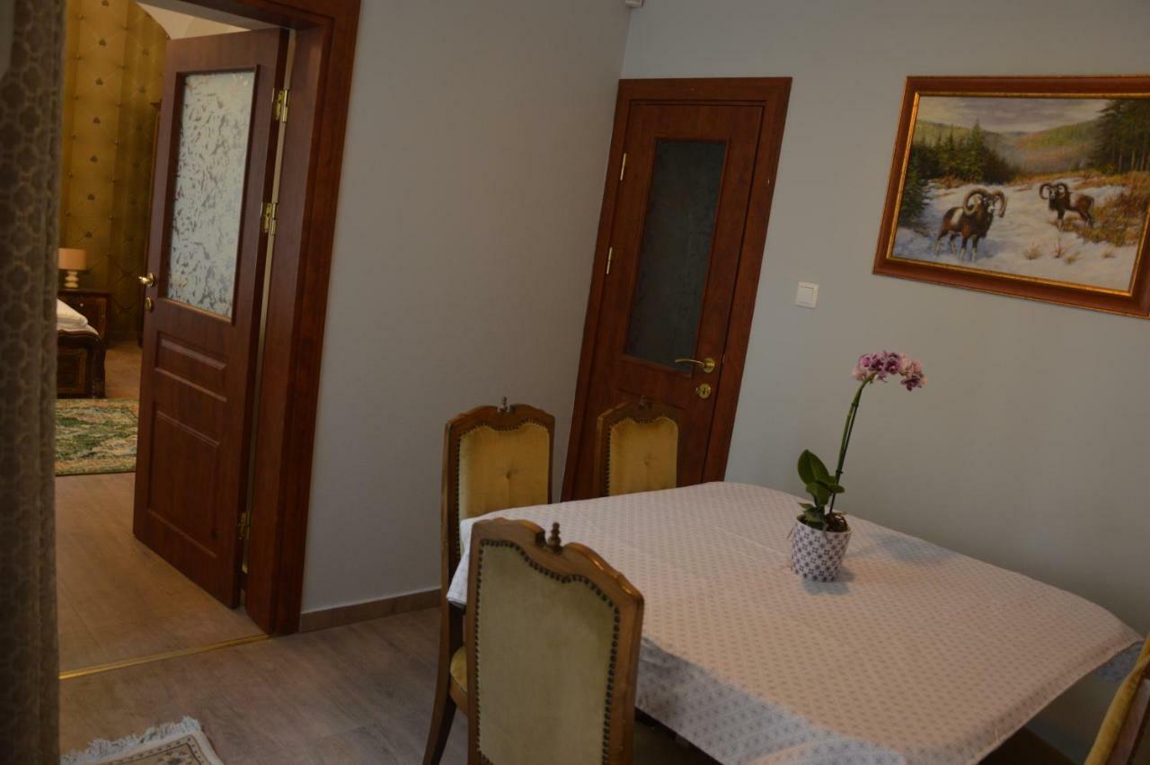 My-Lord Luxapartman Eger Exterior foto
